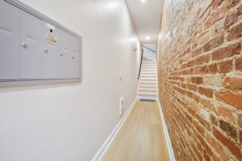 Building Photo - 604 N Eutaw St