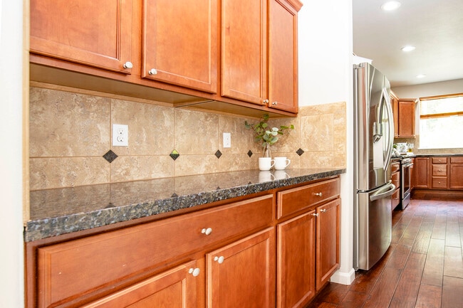 Building Photo - 23502 77th Ave E