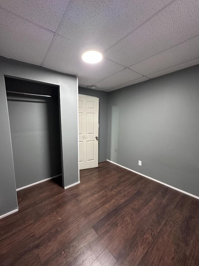 Building Photo - 606 W Main St