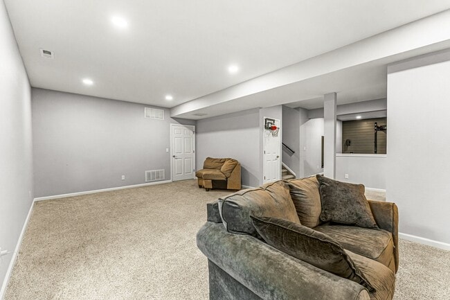 Building Photo - Amazing 2 story in Banning Lewis Ranch