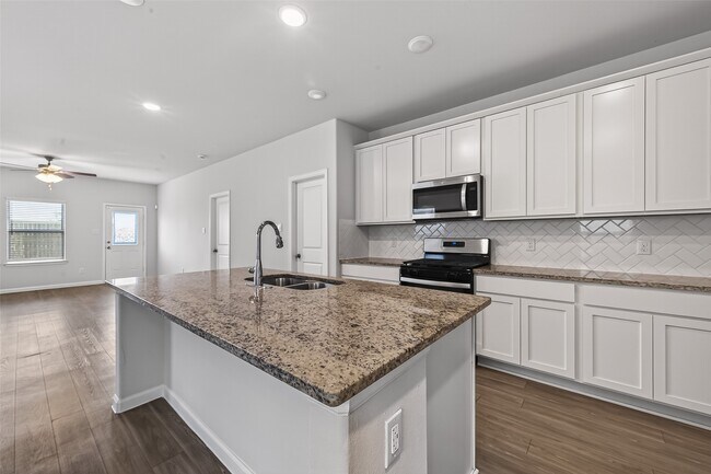 Building Photo - 5823 Fresh View Ct