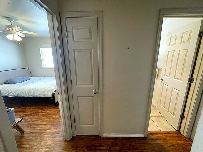 Building Photo - Beautiful 3-Bedroom, 2-Bath Single-Level H...