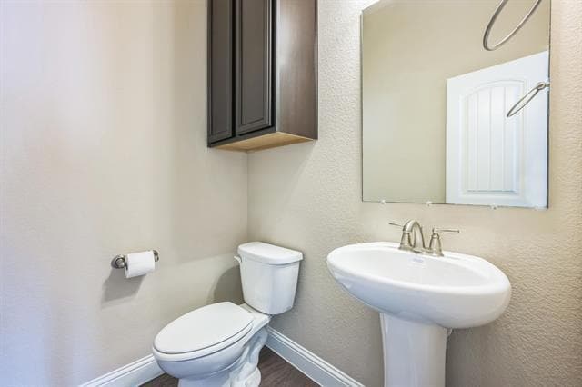 Building Photo - 301 Harcourt Ave