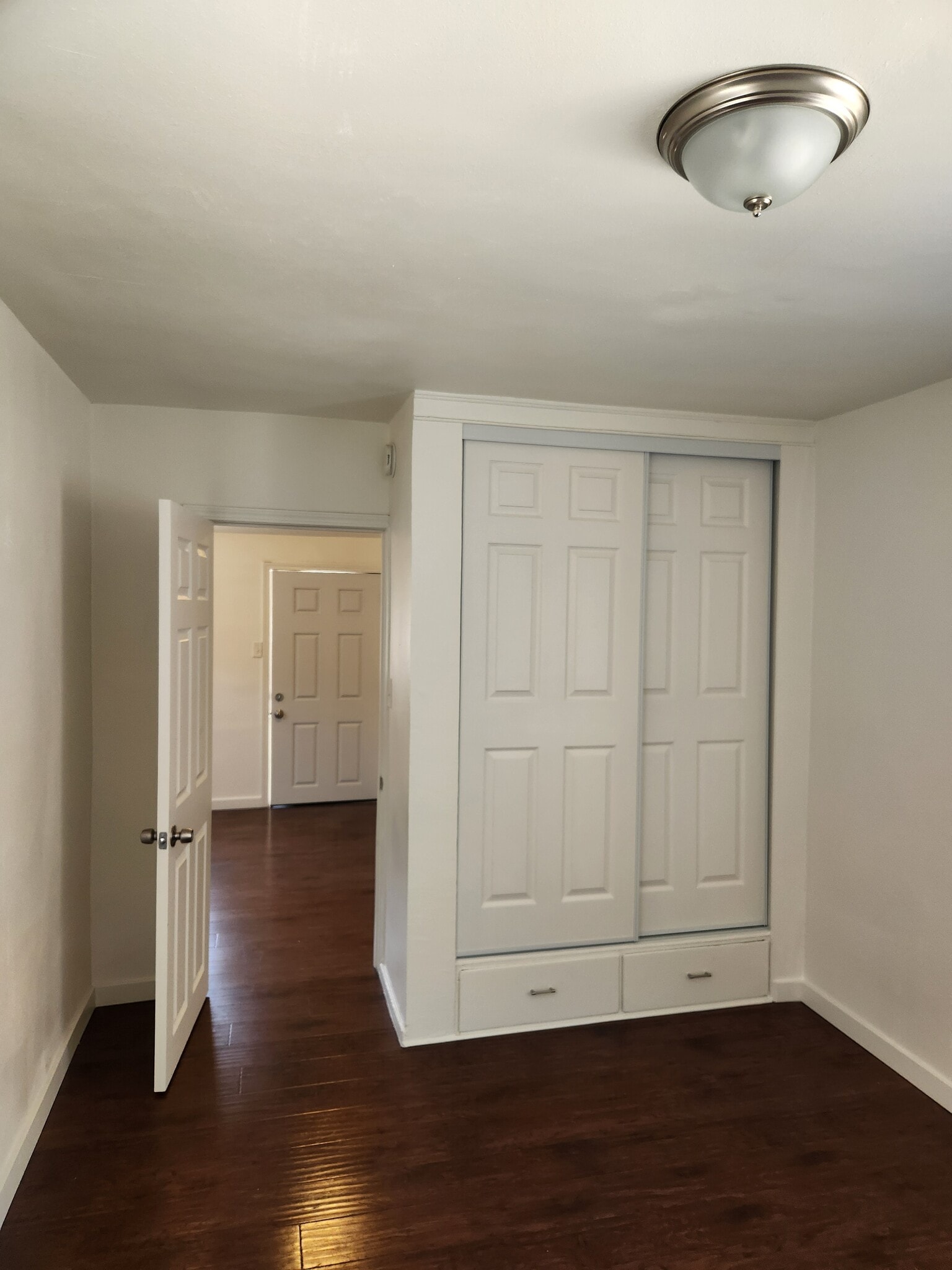 Building Photo - 3361 1/2 Roseview Ave