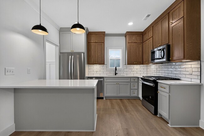 Building Photo - 241 Cripps Ln