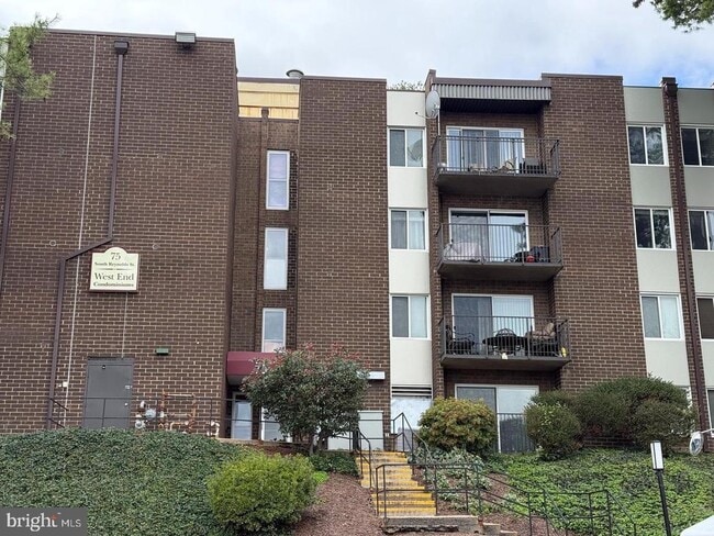 Building Photo - 75 S Reynolds St