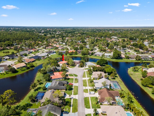 Building Photo - 14552 Larkspur Ln