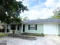 Building Photo - 317 Lake View Dr