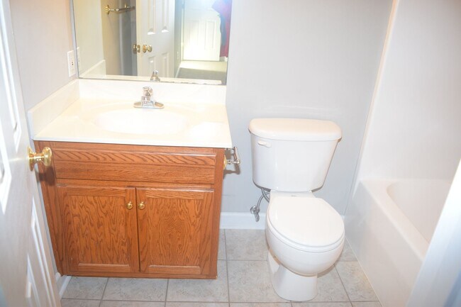 Building Photo - Hollar Duplex Conover
