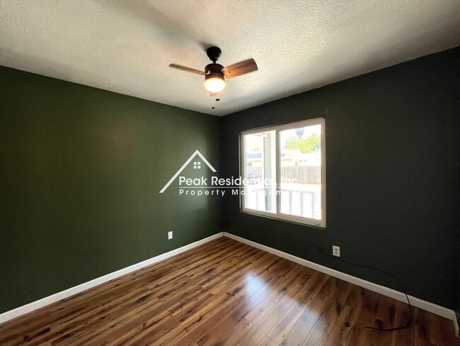 Building Photo - Wonderful 3bd/2ba Elk Grove Home with Garage!