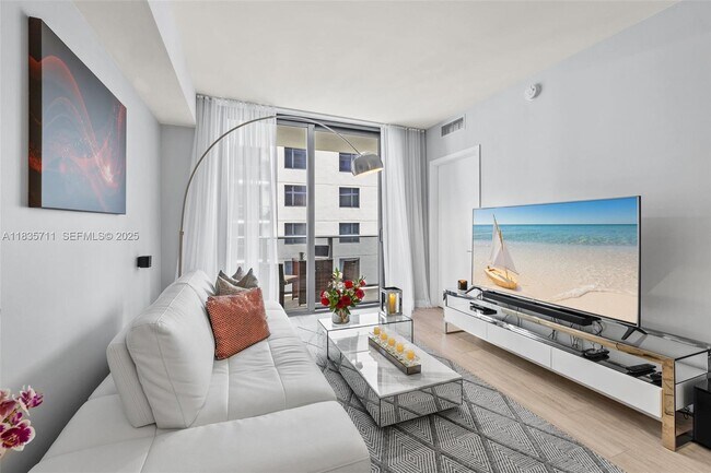 Building Photo - 55 SW 9th St