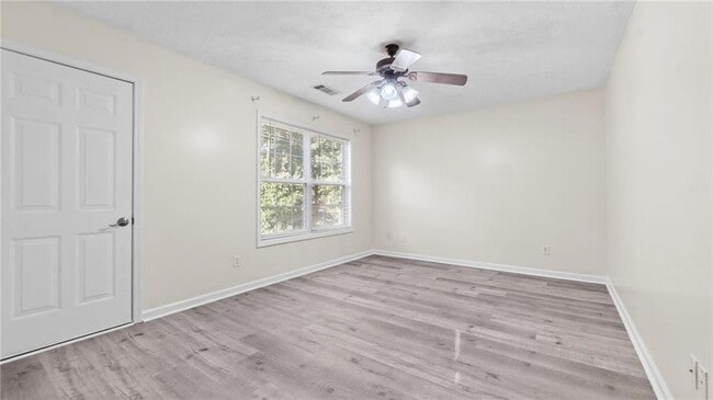 Building Photo - 6275 Akins Way