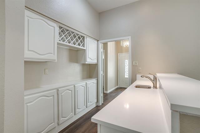Building Photo - 7550 Deerlodge Trail
