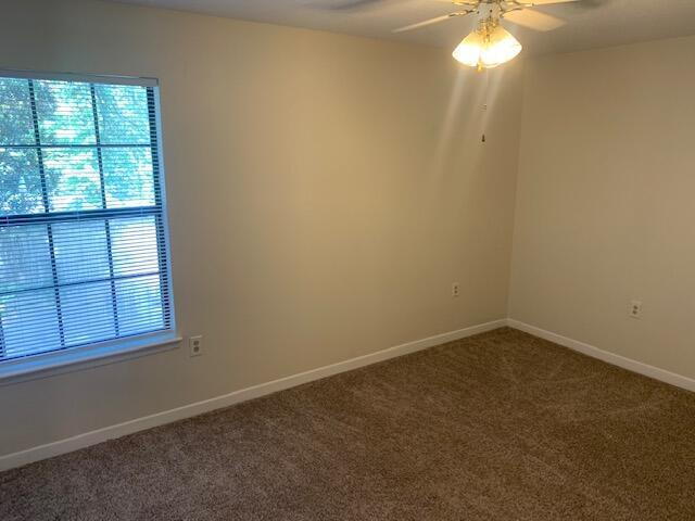 Building Photo - "Charming 2-Bed Townhouse with Spacious Living in Fort Walton Beach!"