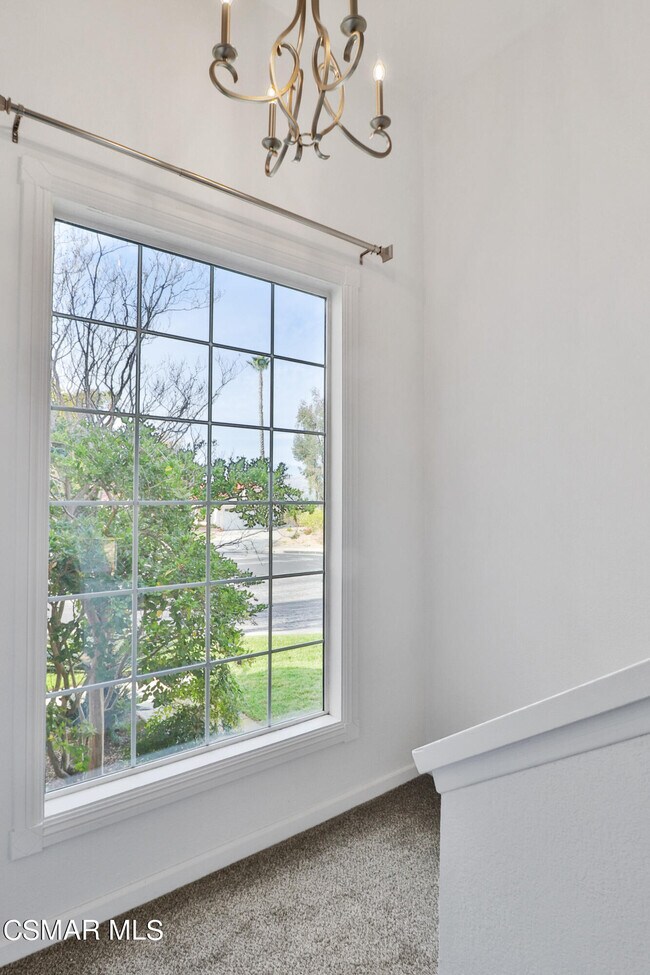 Building Photo - 4590 Fern Valley Ct