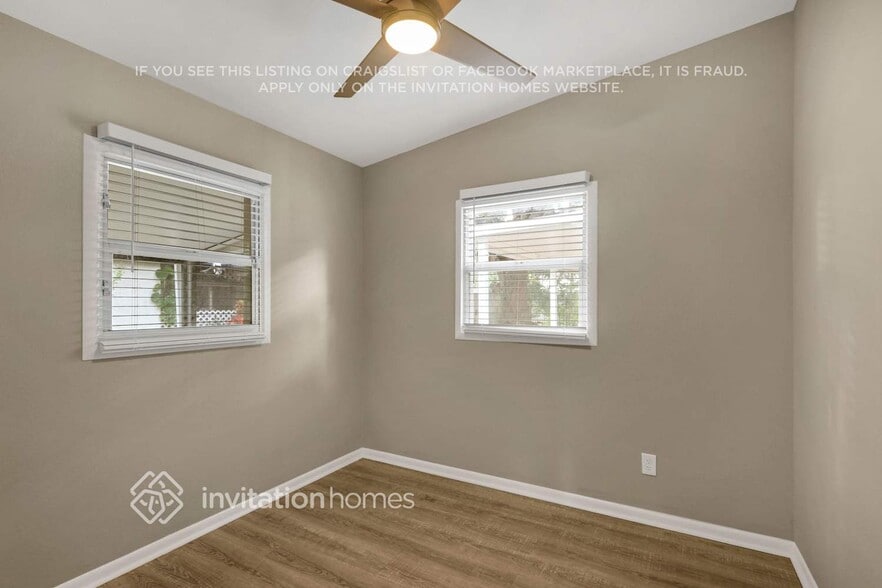 Building Photo - 5226 7th Ave N