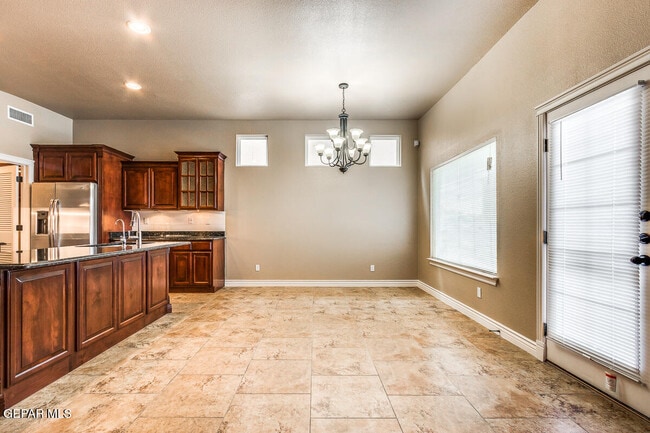 Building Photo - 3644 Almond Beach Dr