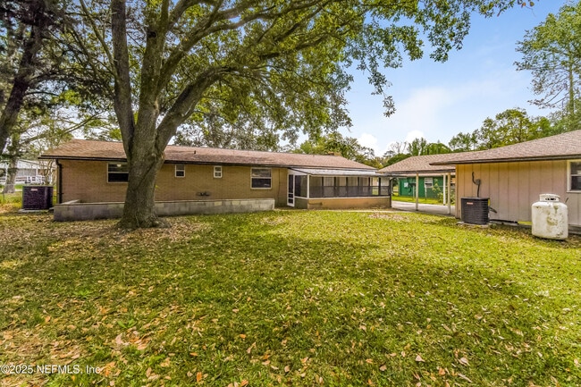 Building Photo - 10632 Pinholster Rd