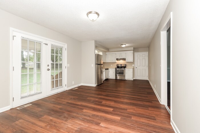 Building Photo - 4873 Everest Dr