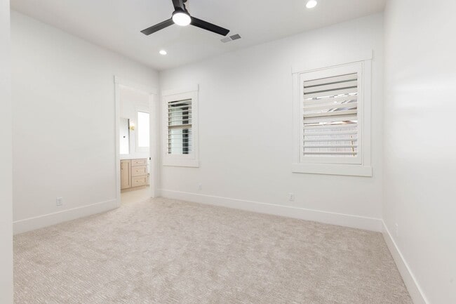Building Photo - Beautiful single story with 4 bedrooms close to Crimson High School
