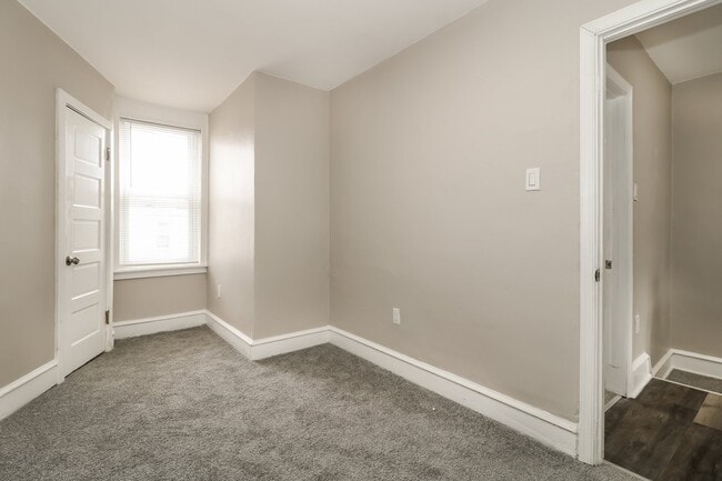 Building Photo - 2535 S Millick St