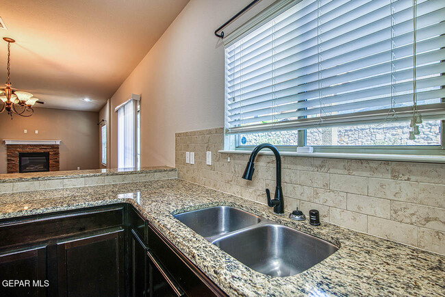 Building Photo - 7349 Autumn Sage Dr