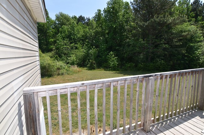 Building Photo - Spacious 3-Bed, 2-Bath Manufactured Home o...