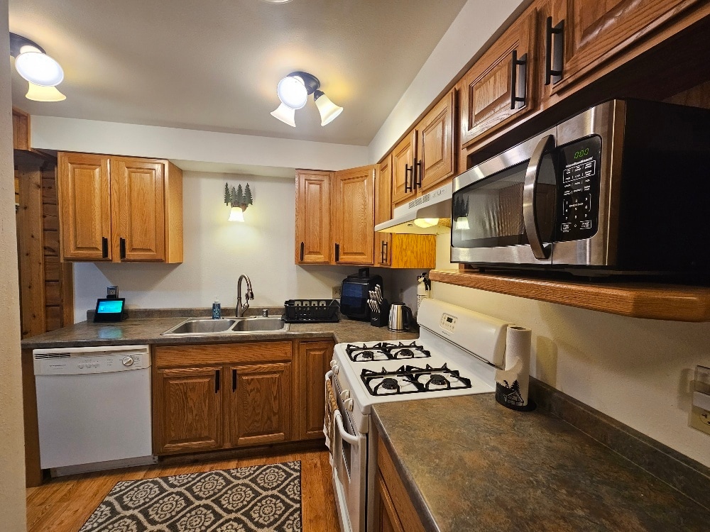 Building Photo - 619 Sandy Beach Ct