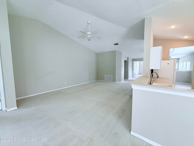 Building Photo - 812 Handsome Cab Ln