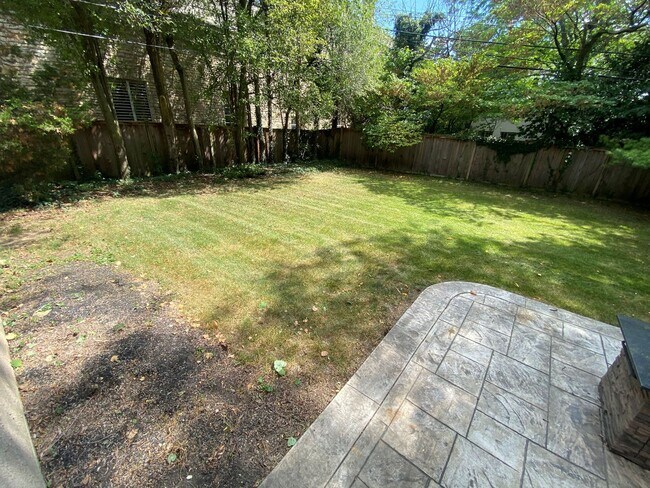 Building Photo - 4 Bedroom - Upper Arlington