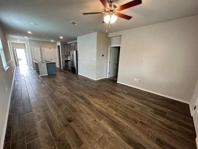 Building Photo - **APPLICATION RECEIVED** Beautiful Single-Story Home with Covered Patio & Fenced Yard!