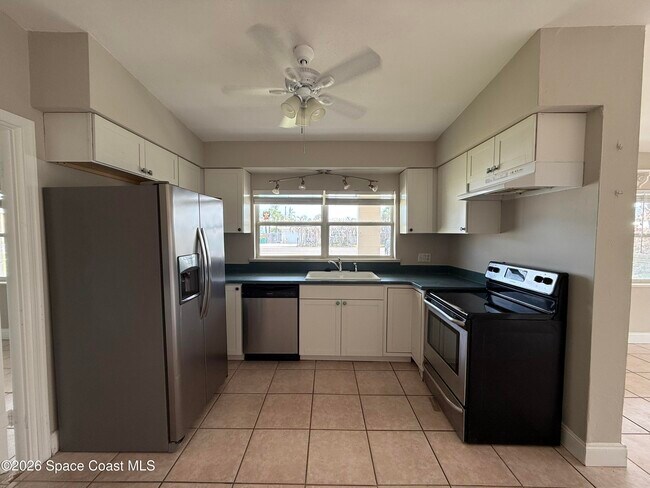 Building Photo - 910 S Orlando Ave