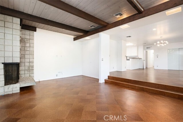 Building Photo - 3946 Alta Mesa Dr