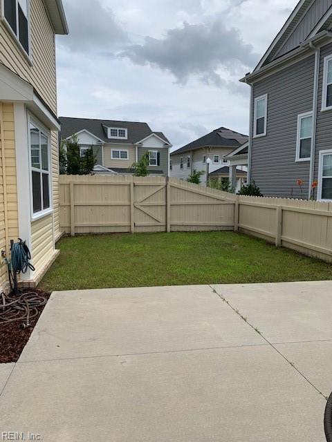 Building Photo - 4033 Archstone Dr