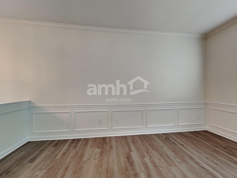 Building Photo - 9611 Cayenne Dr