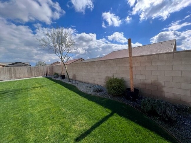 Building Photo - Coming Soon!