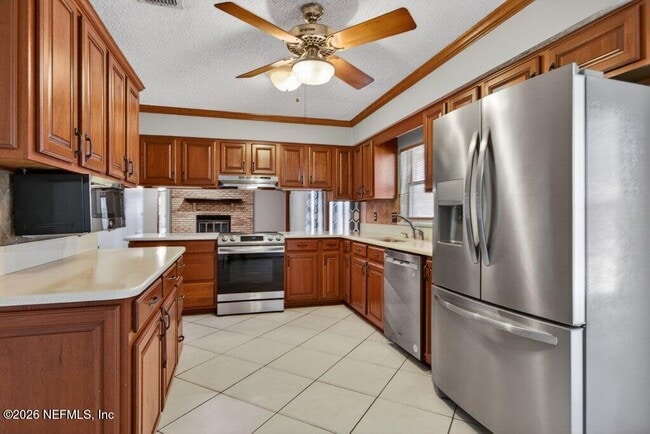 Building Photo - 1914 St Marys Ct