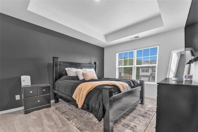 Building Photo - 5668 Union Pointe Dr