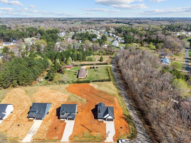 Building Photo - 1010 Gibson Rd