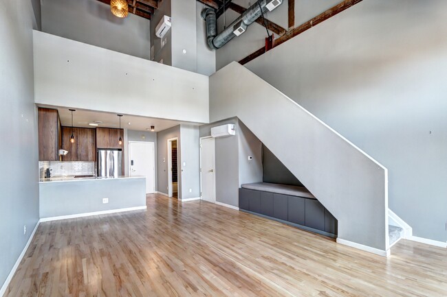 Building Photo - 2711 Welton St