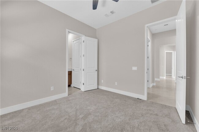 Building Photo - 11032 Rolling Vista Dr