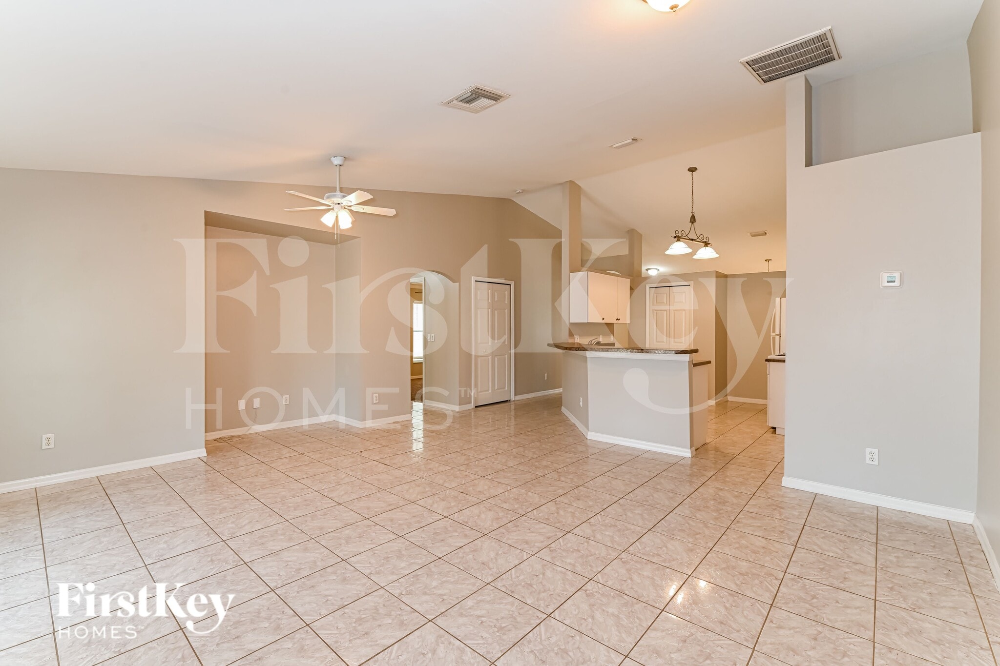 Building Photo - 2919 NW 4th Pl