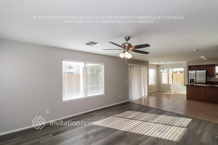 Building Photo - 7261 W Glenn Dr