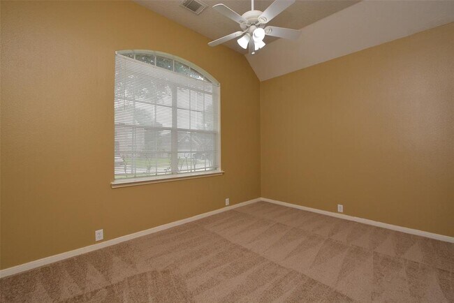 Building Photo - 2931 Sunbird Dr