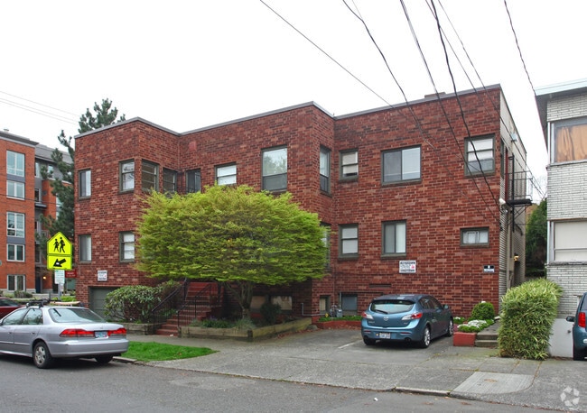 Primary Photo - Jennifer Anne Apartments