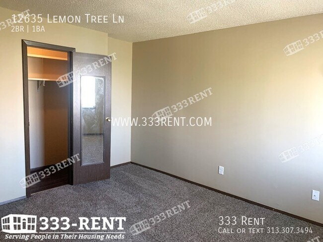 Building Photo - Lovely Condo Ready For You to Move In!