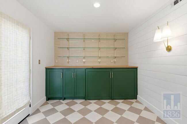 Building Photo - 8324 Burrell Dr