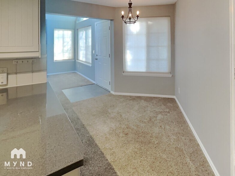 Building Photo - 13803 E Lehigh Ave