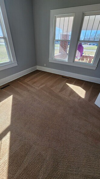 Building Photo - 4553 Boyds Rd