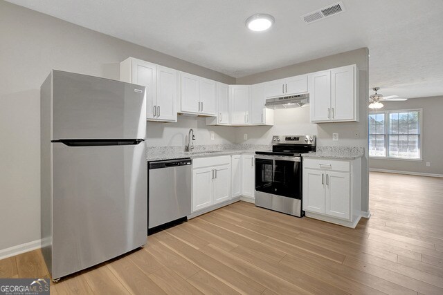 Building Photo - 115 Belle Dr